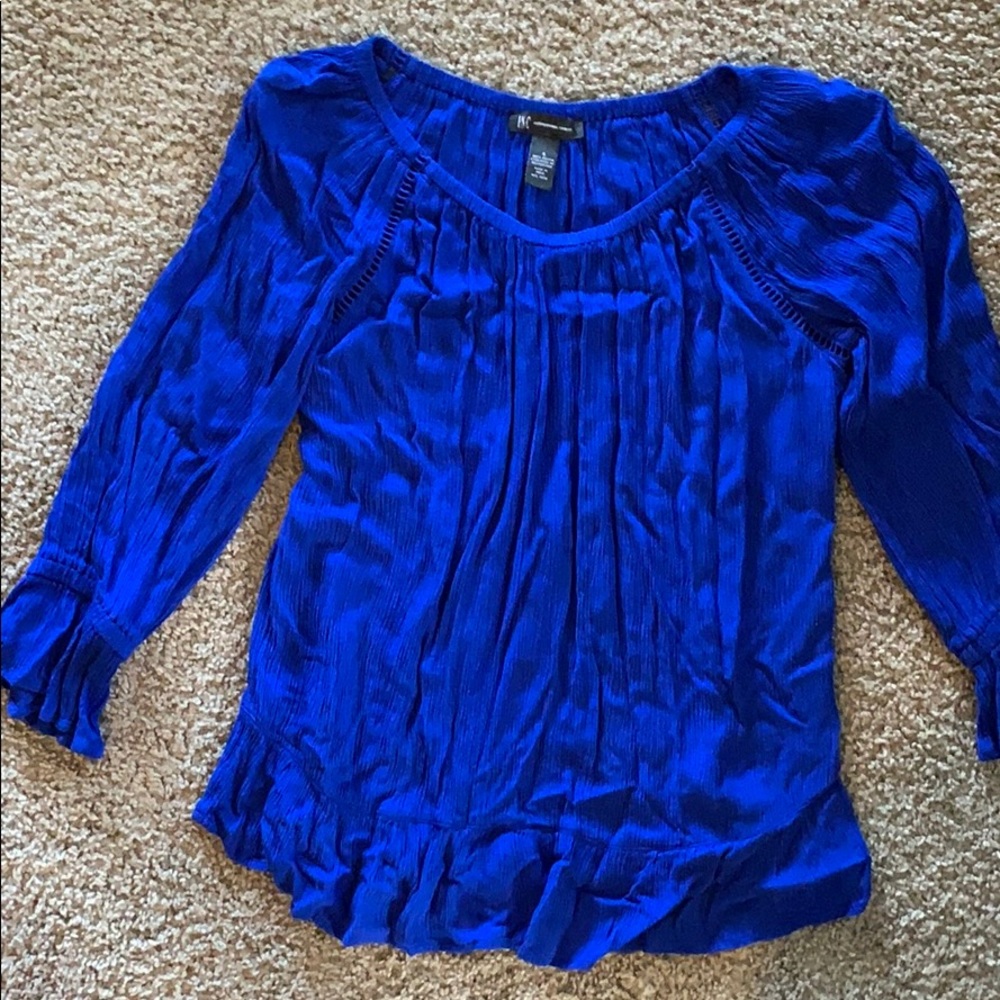 International concepts INC blue flowy top